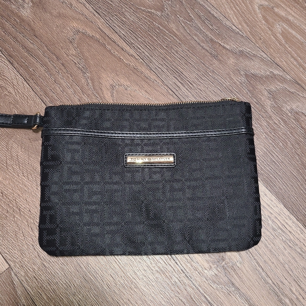 Wristlet
